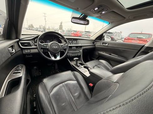 Used 2020 Kia Optima SE image 8