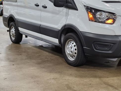 Used 2024 Ford Transit 150 Low Roof AWD image 16