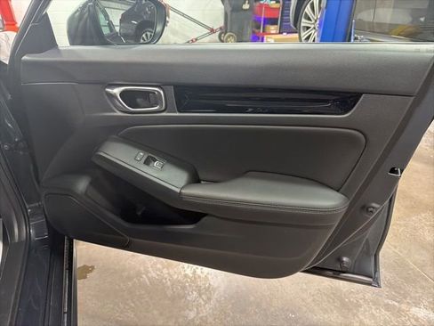 Used 2023 Honda Civic EX-L image 14