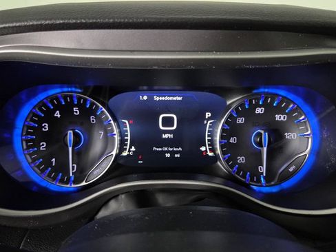 New 2026 Chrysler Pacifica Select FWD image 18