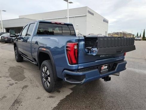 New 2026 GMC Sierra 2500 Denali w/ Denali Reserve Package image 6