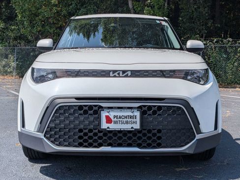 Used 2024 Kia Soul LX w/ Option Group 015 FWD image 8