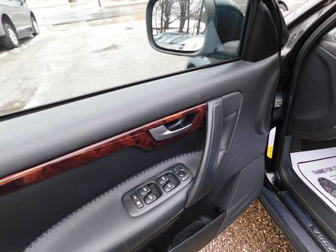 Used 2007 Volvo XC70 image 14