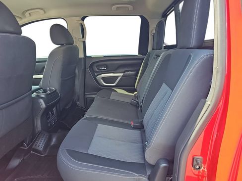 Used 2021 Nissan Titan SV w/ SV Convenience Package AWD/4WD image 14