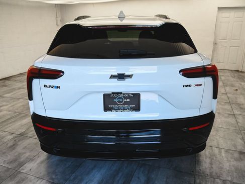 Used 2024 Chevrolet Blazer EV RS AWD/4WD image 5