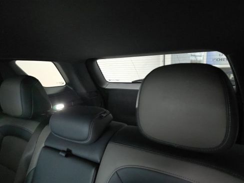 Used 2025 Chevrolet Equinox LT w/ Convenience Package II image 12