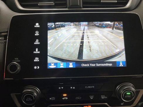 Used 2017 Honda CR-V Touring image 11