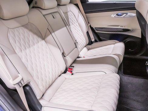 Certified 2022 Genesis GV70 3.5T Sport w/ Sport Prestige Package image 12