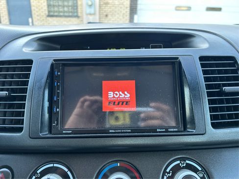 Used 2006 Toyota Camry LE image 24