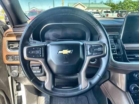 Used 2024 Chevrolet Tahoe High Country AWD/4WD image 14