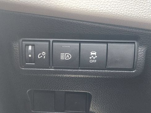 Used 2026 Toyota Corolla Cross LE w/ Moonroof Package FWD image 25