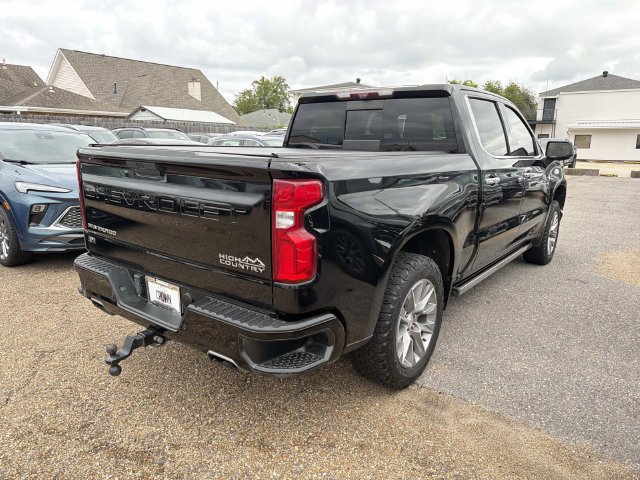 Used 2021 Chevrolet Silverado 1500 High Country w/ Technology Package AWD/4WD image 6