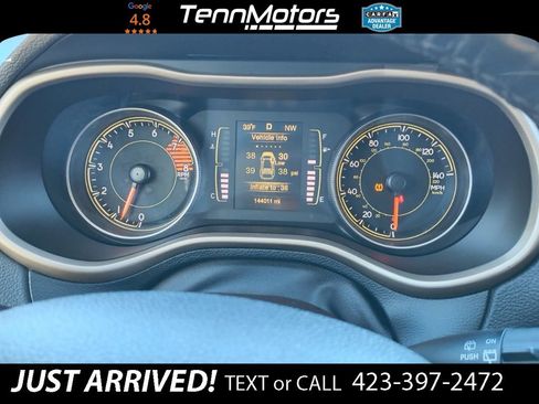 Used 2016 Jeep Cherokee Latitude w/ Cold Weather Group image 14