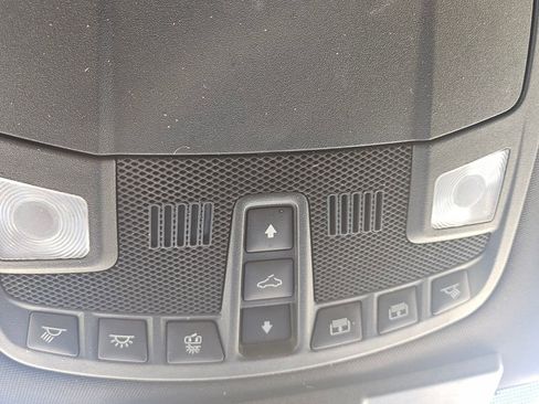 Used 2022 Ford F350 Lariat w/ Black Appearance Package image 19