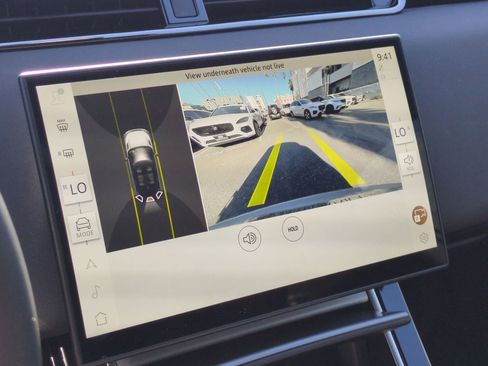 Used 2024 Land Rover Range Rover Evoque S image 21