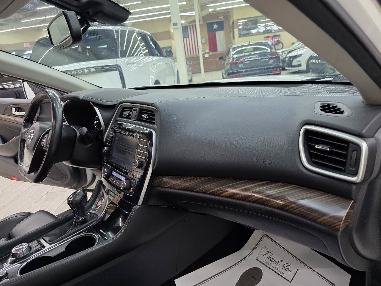Used 2017 Nissan Maxima Platinum w/ Interior Lighting Package FWD image 20