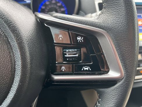 Used 2018 Subaru Outback 2.5i Limited image 14