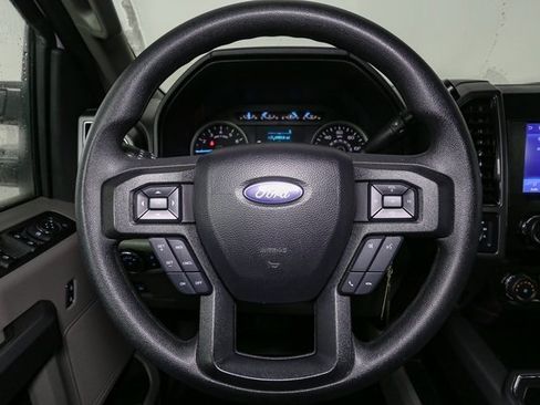 Used 2020 Ford F150 XLT image 23