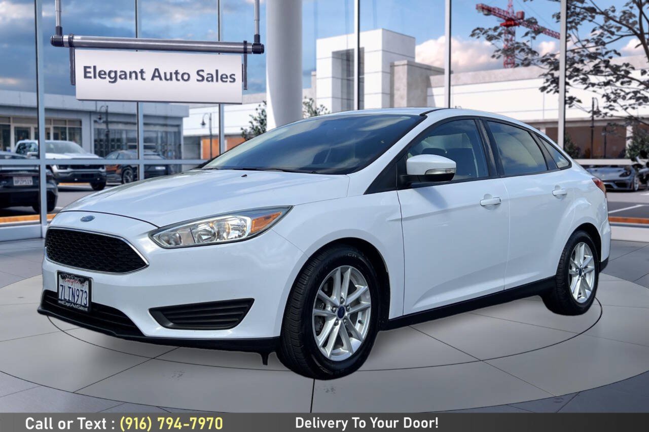 Used 2015 Ford Focus SE FWD image 9