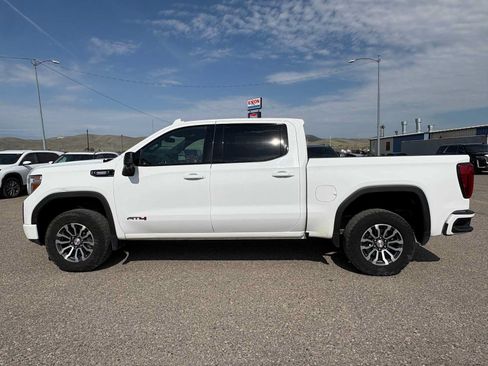 Used 2021 GMC Sierra 1500 AT4 w/ AT4 Preferred Package AWD/4WD image 10