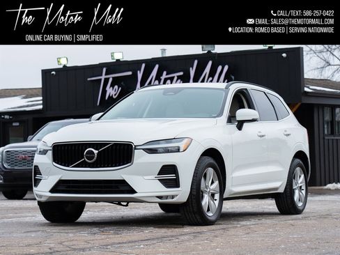 Used 2022 Volvo XC60 B5 Momentum image 1