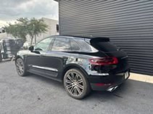 Used 2018 Porsche Macan Sport Edition AWD/4WD image 9