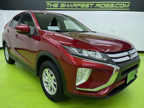 Used 2019 Mitsubishi Eclipse Cross ES image 2