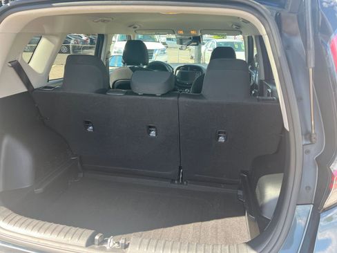 Used 2025 Kia Soul FWD image 28