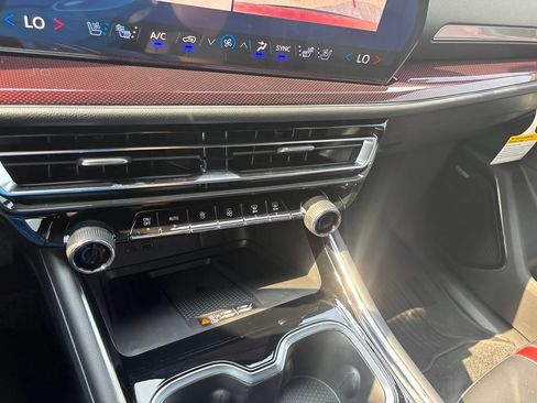 New 2026 Chevrolet Traverse RS FWD image 34