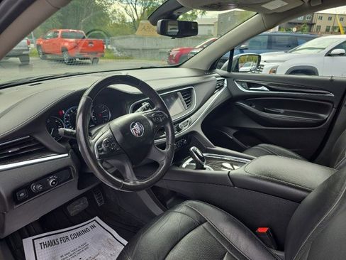 Used 2021 Buick Enclave Avenir w/ Avenir Technology Package image 38