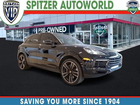 Used 2022 Porsche Cayenne Base image 1