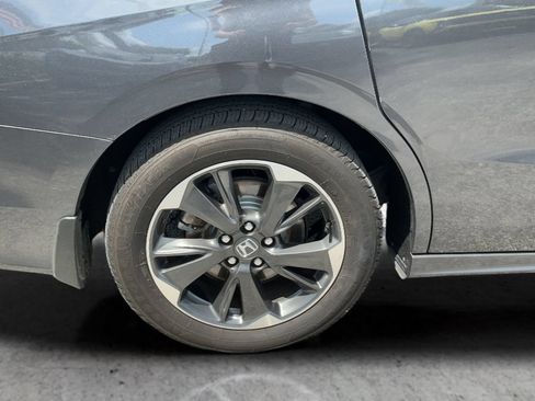 Used 2023 Honda Odyssey Elite image 18
