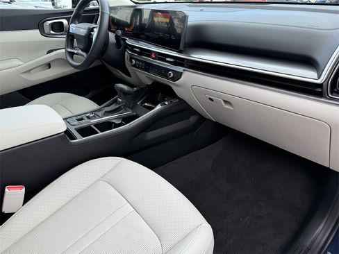 New 2026 Kia Sorento S w/ S Panoramic Sunroof Package image 12