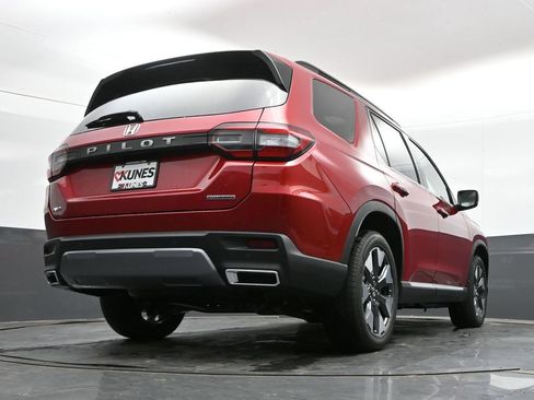 New 2026 Honda Pilot Touring image 33