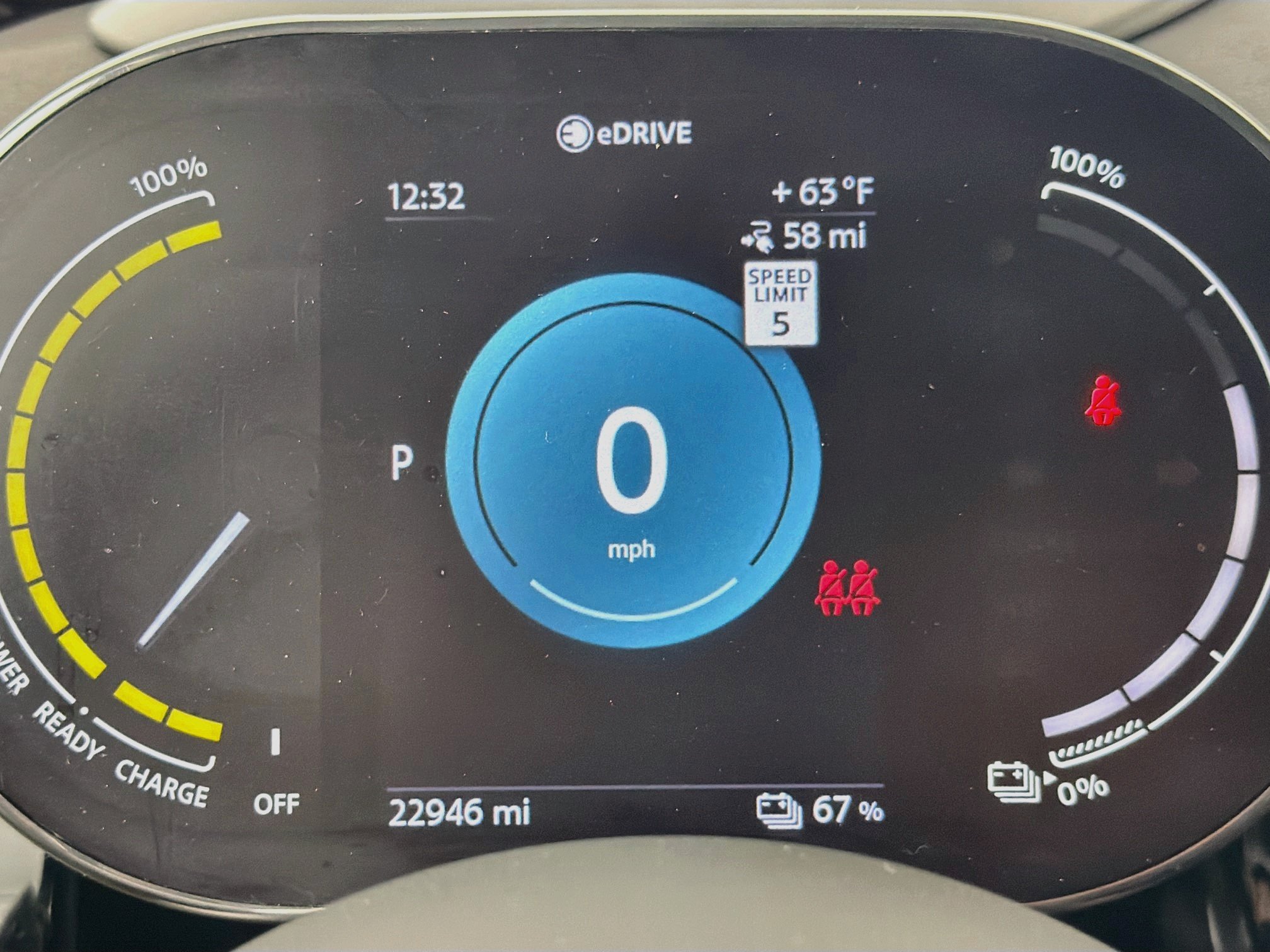 Used 2024 MINI Cooper SE FWD image 18