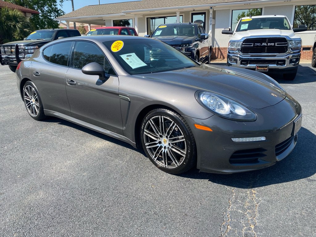 Used 2016 Porsche Panamera image 5