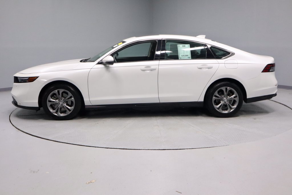 Used 2023 Honda Accord EX-L image 9