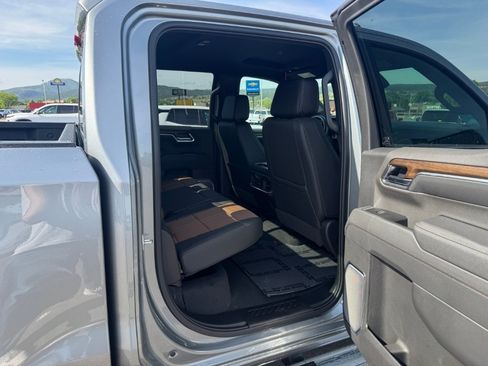 New 2026 Chevrolet Silverado 1500 High Country w/ Technology Package AWD/4WD image 19