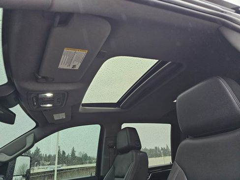 Used 2024 Chevrolet Silverado 2500 LTZ w/ LTZ Convenience Package image 25