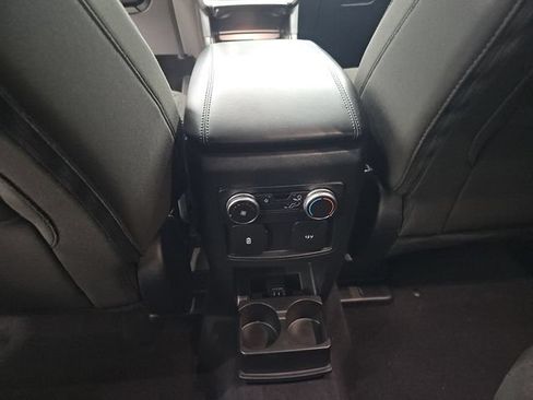 Used 2022 Ford Explorer XLT w/ Class IV Trailer Tow Package AWD/4WD image 41