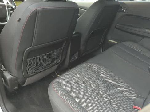 Used 2017 GMC Terrain SLE w/ Driver Alert Package I FWD image 19