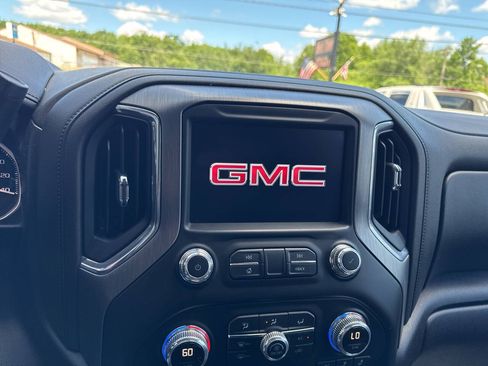 Used 2020 GMC Sierra 1500 Denali w/ Denali Ultimate Package AWD/4WD image 33