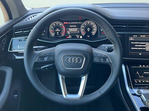 Used 2026 Audi Q7 3.0T Premium Plus AWD/4WD image 21