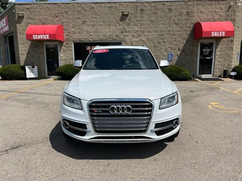Used 2015 Audi SQ5 Premium Plus w/ Technology Package AWD/4WD image 2