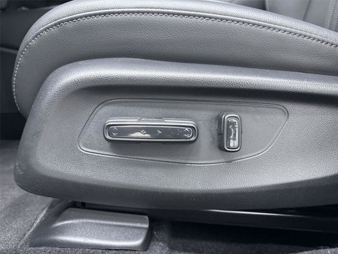 Certified 2026 Honda HR-V EX-L image 13
