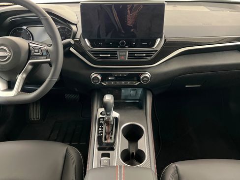 New 2026 Nissan Altima 2.5 SR image 13