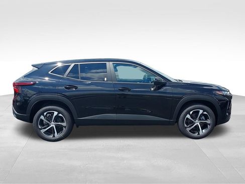 New 2026 Chevrolet Trax RS w/ Driver Confidence Package FWD image 6