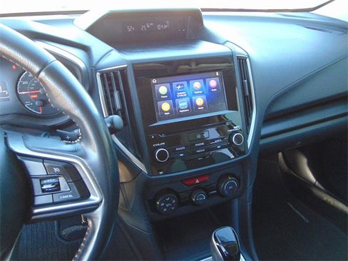 Used 2019 Subaru Crosstrek 2.0i Premium w/ Popular Package #3 image 12