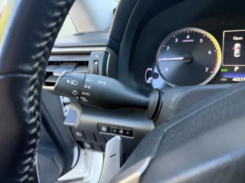 Used 2019 Lexus IS 300 w/ Accessory Package 2 image 10