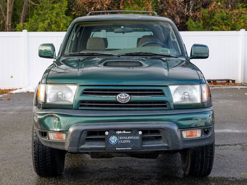 Used 1999 Toyota 4Runner SR5 image 2
